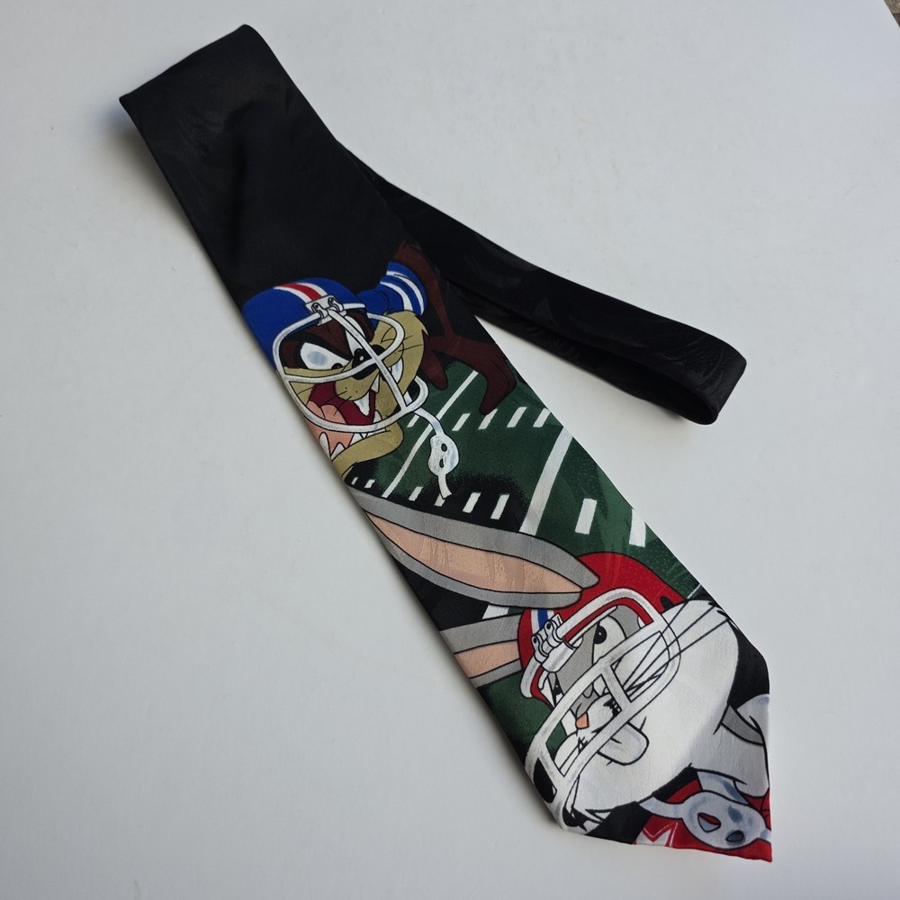 90s Looney Tunes Mania Tie Bugs Bunny Taz Football 1996 Silk Vintage